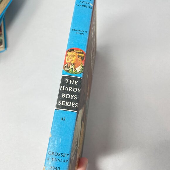 The Hardy Boys Book Lot of 4 Yellow Feather Aztec Warrior‎ Disappearing Floor - Picture 3 of 16